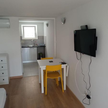 Apartmani Jure Perić Duce Bagian luar foto