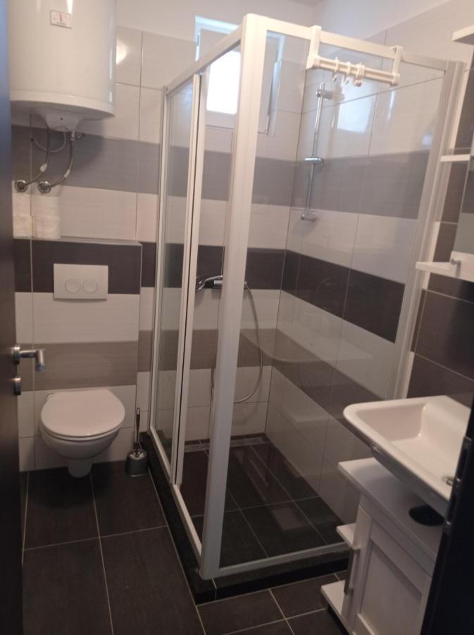 Apartmani Jure Perić Duce Bagian luar foto