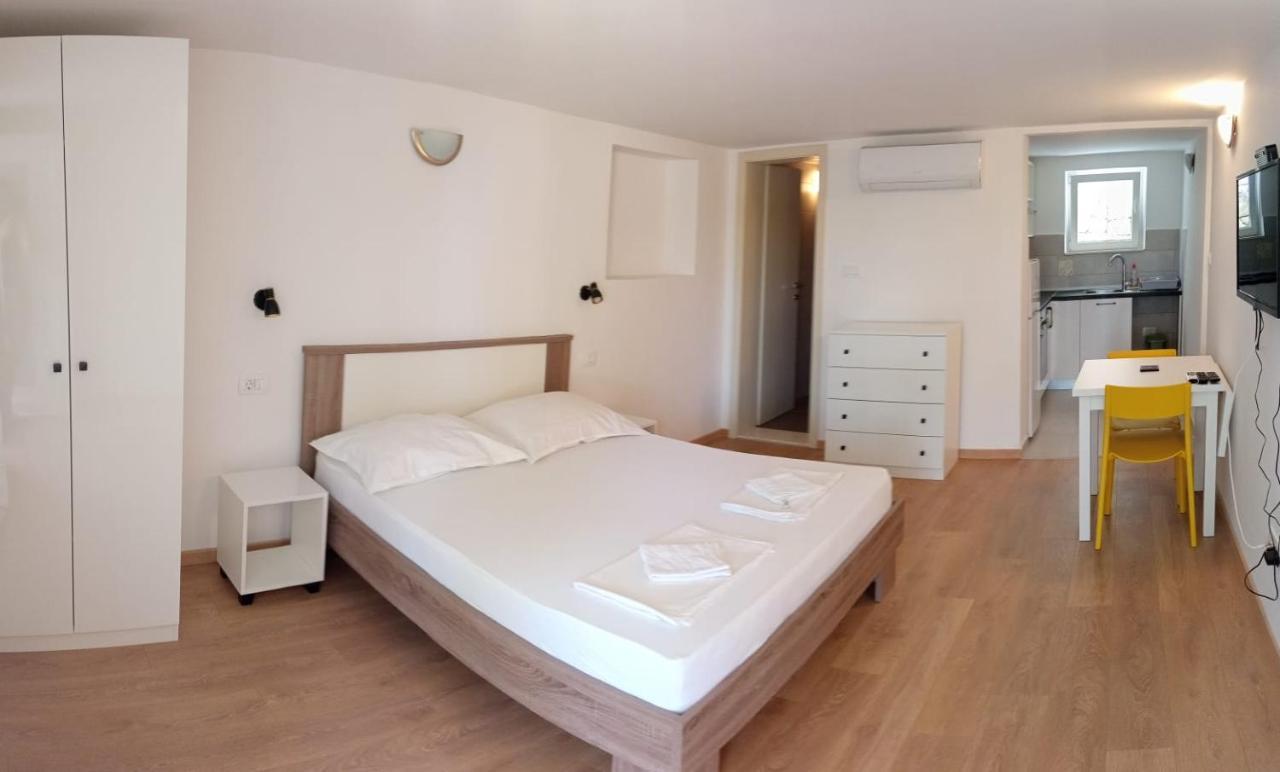 Apartmani Jure Perić Duce Bagian luar foto